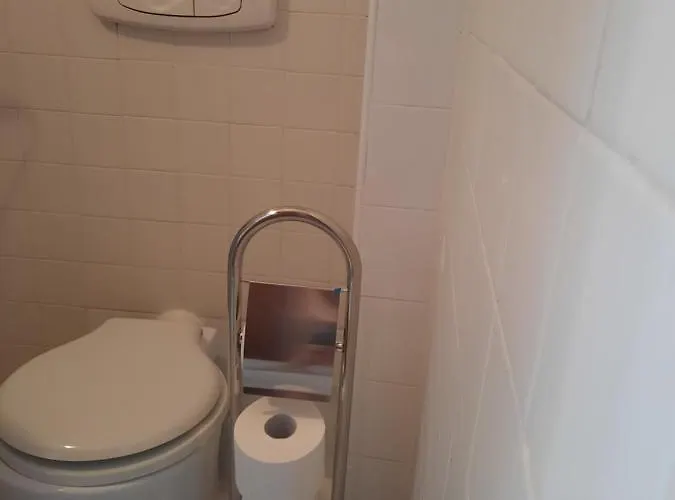 La Grotta Dei Cinque Sensi Вернацца